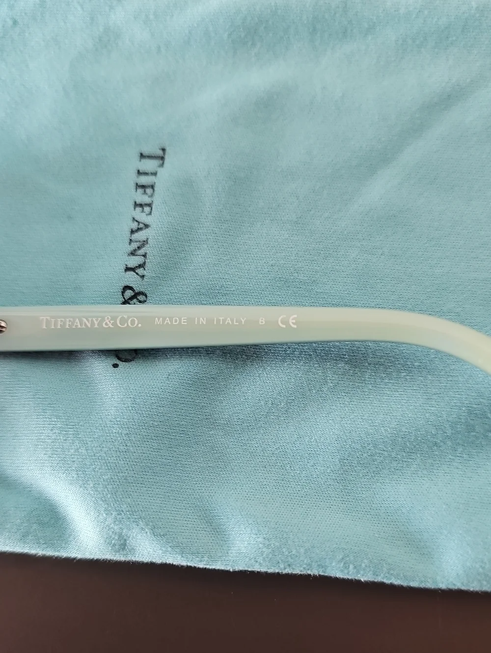 Tiffany & Co. Oversized Black Sunglasses w Tiffany Blue Arms Case and Pouch 4032